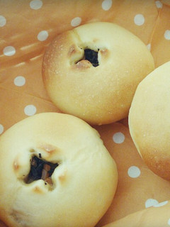 残ったひじき煮で*惣菜パン-レシピのメイン写真