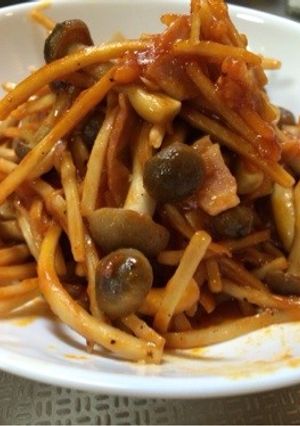 しめじごぼうベーコンケチャップ炒め-レシピのメイン写真