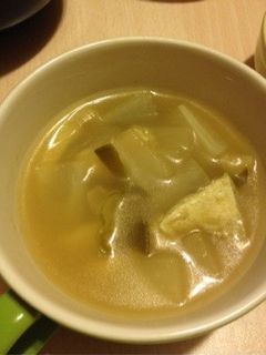 味噌汁(めかぶ、大根、油揚げ)-レシピのメイン写真