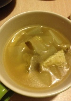 味噌汁(めかぶ、大根、油揚げ)-レシピのメイン写真
