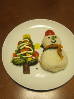 ☆クリスマス☆野菜たっぷりのデコ幼児食-レシピのメイン写真