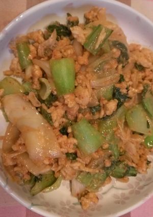 チンゲン菜と鶏そぼろのキムチ炒め-レシピのメイン写真