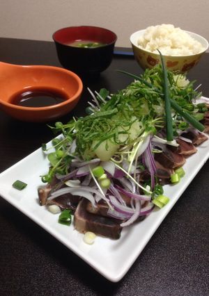 カツオのたたきの食べ方♡薬味たっぷりで-レシピのメイン写真