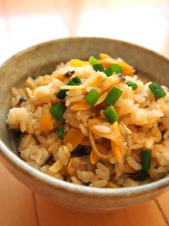 生姜の風味が◎簡単♪アサリの炊き込み御飯-レシピのメイン写真