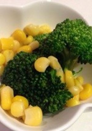 簡単☆ブロッコリーのコーンバター炒め-レシピのメイン写真