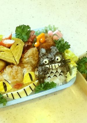 となりのトトロとねこバスのキャラ弁♪♪-レシピのメイン写真