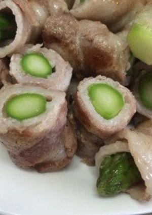 アスパラのバラ肉巻き-レシピのメイン写真