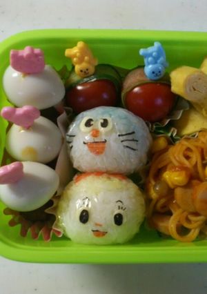 キャラ弁★ドラえもんおにぎり-レシピのメイン写真