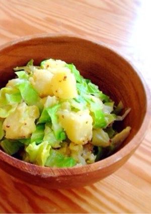 春キャベツの温かいポテトサラダ-レシピのメイン写真