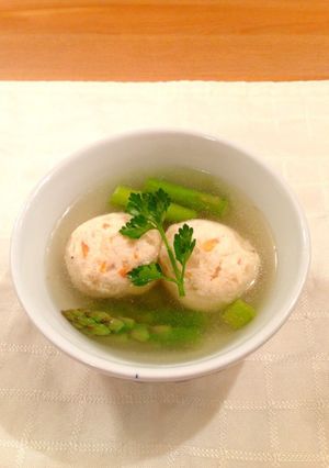 アスパラとチーズインおからボールのスープ-レシピのメイン写真