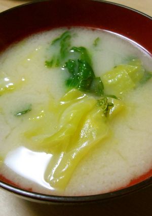 菜の花と春キャベツのお味噌汁-レシピのメイン写真