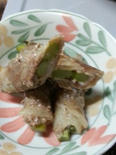 豚ロースでアスパラ巻き♪-レシピのメイン写真