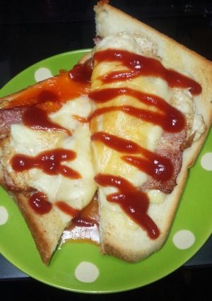 簡単 ハムタマチーズトースト-レシピのメイン写真