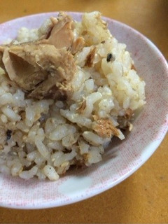 サバ缶で炊き込みご飯(無水鍋QC使用)-レシピのメイン写真
