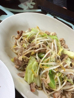 貝柱スープの素で★春キャベツと豚肉炒め物-レシピのメイン写真