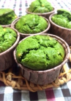 簡単！抹茶＆ホワイトチョコのマフィン-レシピのメイン写真