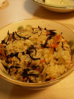 ひじきの炊き込みご飯-レシピのメイン写真