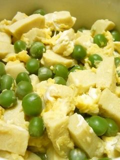 えんどう豆と高野豆腐の卵とじ-レシピのメイン写真
