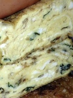 お弁当に おにぎり用ふりかけで卵焼き-レシピのメイン写真