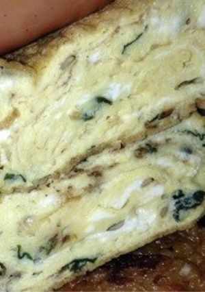 お弁当に おにぎり用ふりかけで卵焼き-レシピのメイン写真