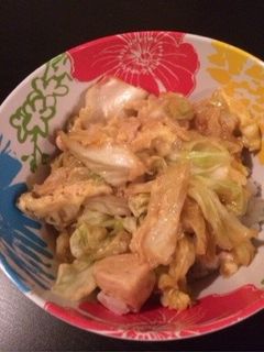 キャベツと鶏肉の卵とじ丼-レシピのメイン写真