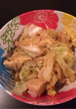 キャベツと鶏肉の卵とじ丼-レシピのメイン写真