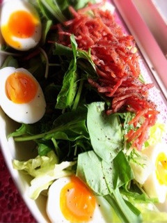 半熟たまごとカリカリベーコンサラダ-レシピのメイン写真