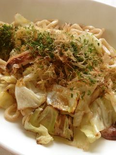 イカ焼きうどんしょうゆ味♪-レシピのメイン写真