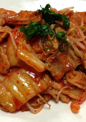 ご飯が進む‼豚バラキムチもやし炒め♫-レシピのメイン写真
