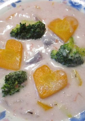 ラブリー♪ピンク色のシチュー-レシピのメイン写真