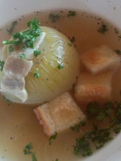丸ごと玉ねぎスープ-レシピのメイン写真