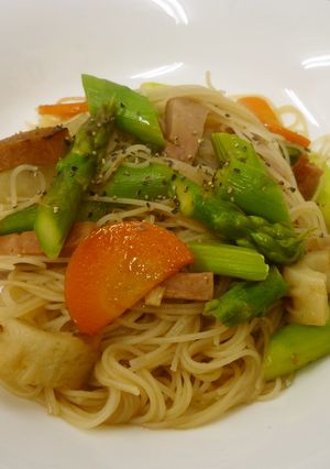 茹でずにアスパラ焼ビーフン-レシピのメイン写真