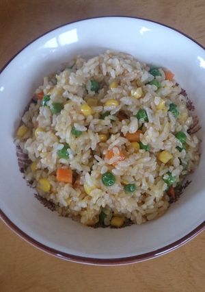 ほんのりオレンジ色のベジチャーハン☆-レシピのメイン写真
