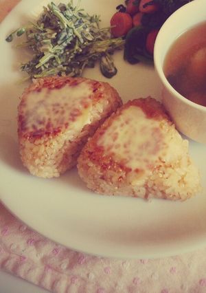 中まで味しっかり☆チーズ焼きおにぎり-レシピのメイン写真
