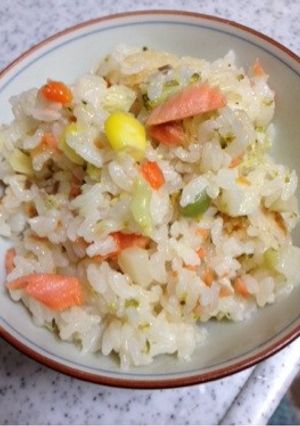炊飯器で簡単‼︎鮭とブロッコリーのピラフ-レシピのメイン写真
