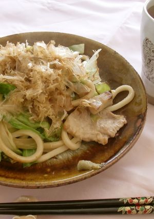 ♪春キャベツときのこの焼うどん-レシピのメイン写真