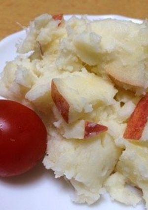 大和芋とりんごのホクホクポテトサラダ-レシピのメイン写真
