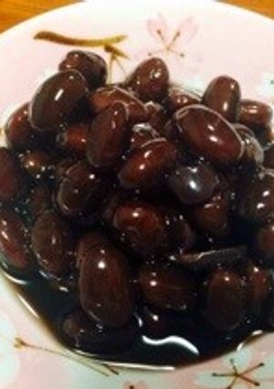 甘さ控えめ☆つやつや黒豆-レシピのメイン写真