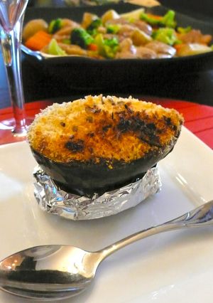 超簡単!そのまんまアボカドのパン粉焼き-レシピのメイン写真