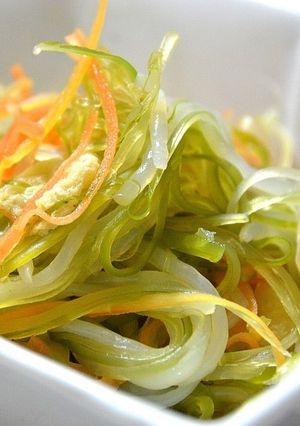 茎わかめの白滝煮-レシピのメイン写真