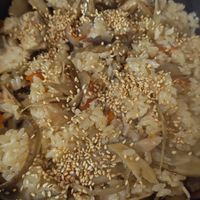 基本からアレンジまで！思わずつくりたくなる「鶏おこわ 炊飯器」の