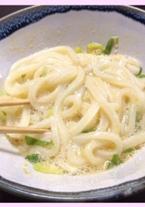 簡単すぎる釜玉うどん♩-レシピのメイン写真