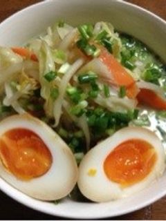 鍋の素で☆簡単豆乳味噌ラーメン-レシピのメイン写真