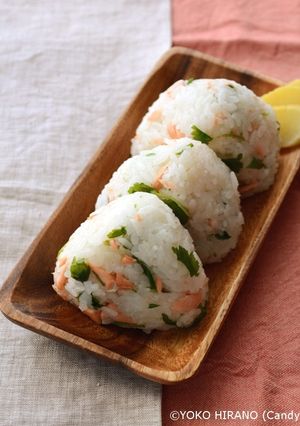 鮭と三つ葉のおにぎり-レシピのメイン写真