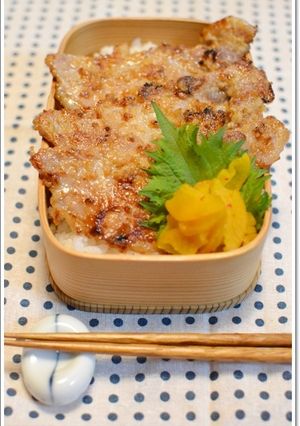 ラップですぐ漬かる　豚ロース肉の味噌漬け-レシピのメイン写真