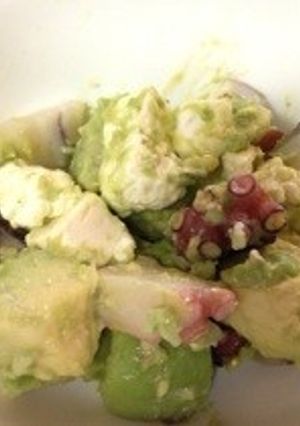 アボカドとタコとクリームチーズ-レシピのメイン写真