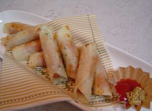 超簡単♪餃子の皮で☆ウインナー巻き-レシピのメイン写真