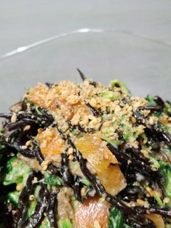 ひじきの煮物と小松菜の鉄分豊富サラダ-レシピのメイン写真