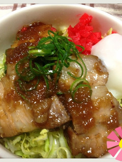 絶品‼キャベツたっぷり焼き豚丼♫-レシピのメイン写真