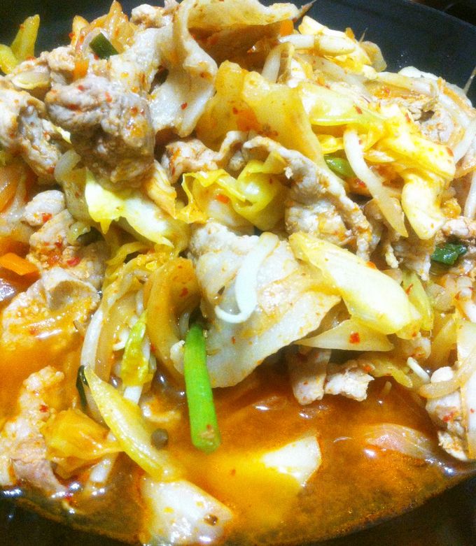 ご飯ががっつりススム!豚キムチ-レシピのメイン写真